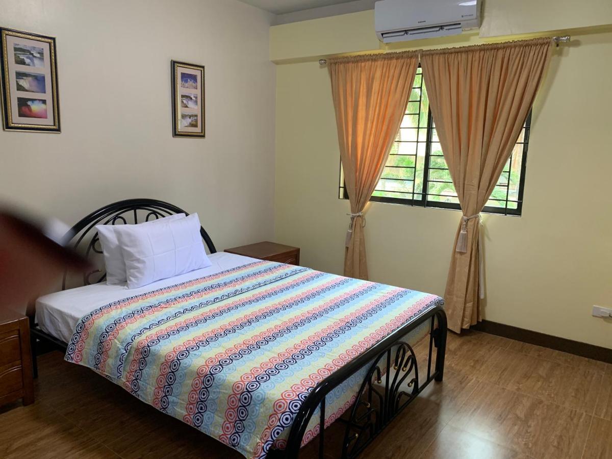 Sajo Plaza & Residences Iloilo City Bagian luar foto