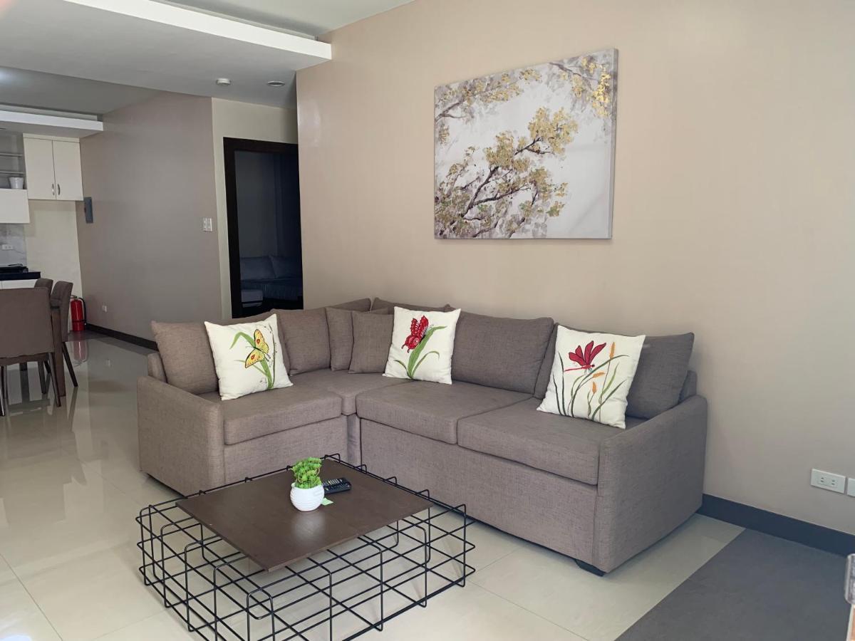 Sajo Plaza & Residences Iloilo City Bagian luar foto