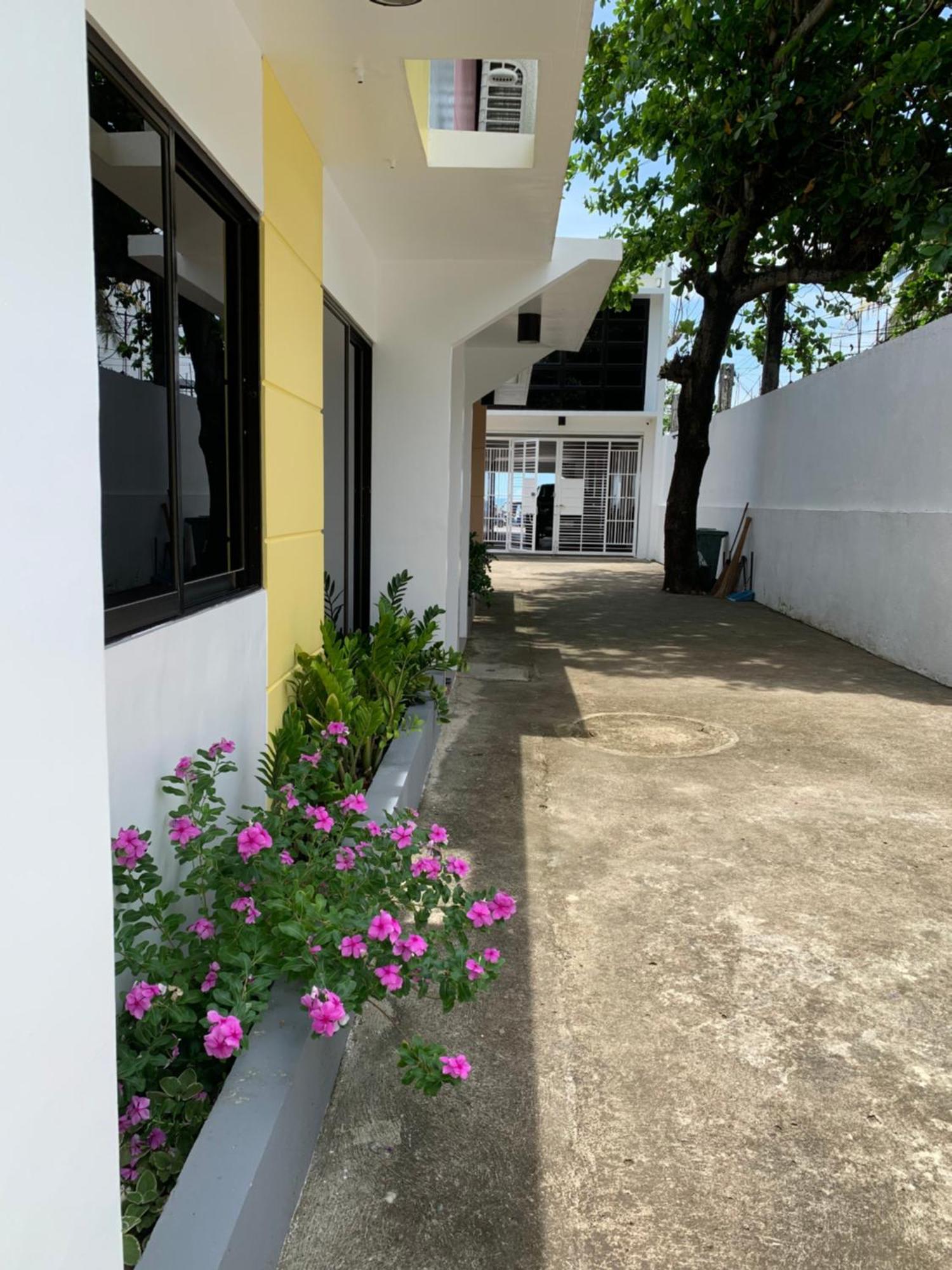 Sajo Plaza & Residences Iloilo City Bagian luar foto